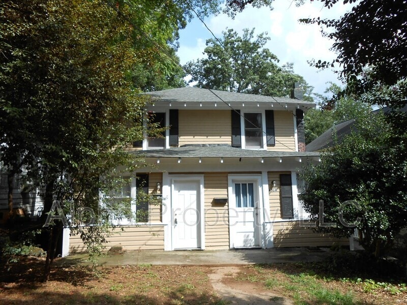 10 Rowley St in Greenville, SC - Building Photo