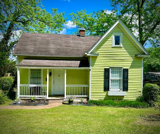 property at 2525 Napier Avenue