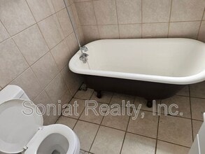 3032 Palmyra St in New Orleans, LA - Building Photo - Building Photo