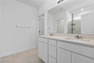 42392 Cascade Dr in Punta Gorda, FL - Foto de edificio - Building Photo
