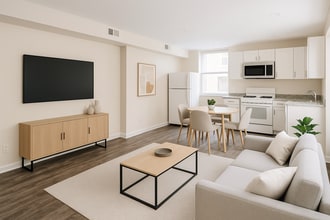 714 Chadwick S St, Unit B in Philadelphia, PA - Building Photo - Building Photo