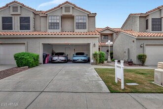 10071 E Sheena Dr in Scottsdale, AZ - Building Photo - Building Photo