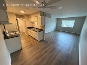 6381 Proprietors Rd in Columbus, OH - Foto de edificio - Building Photo