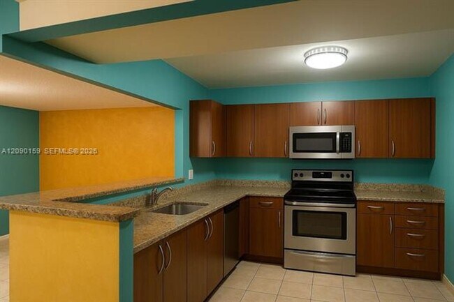 property at 1621 Collins Ave