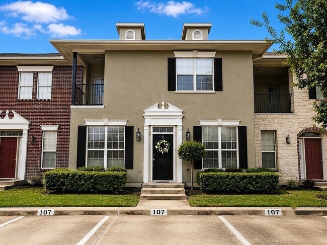 107 Forest Dr Loop