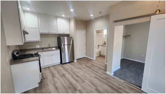 Madison Arches Apartments in Stockton, CA - Foto de edificio - Building Photo