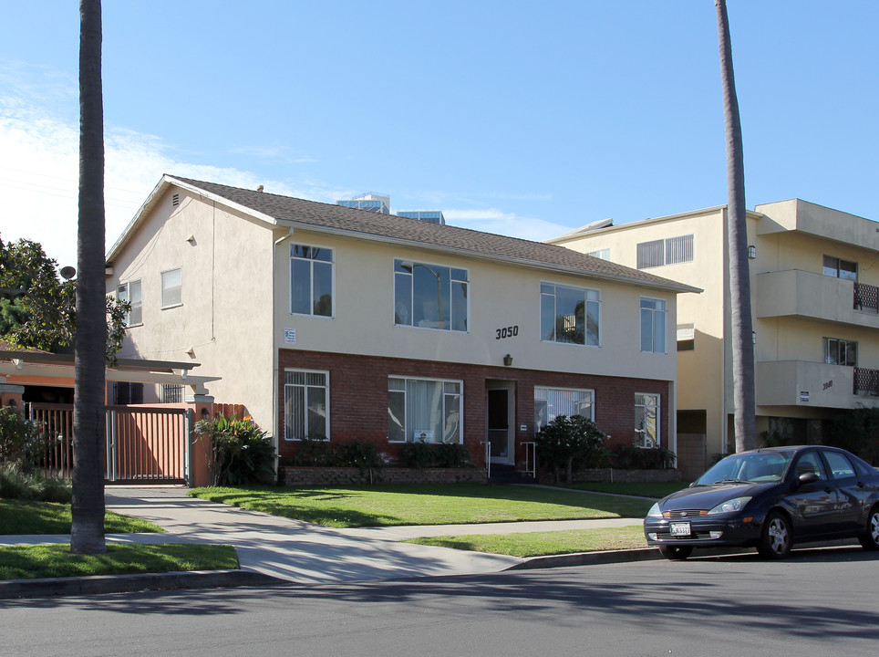 3050 2nd St in Long Beach, CA - Building Photo