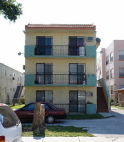 1558 NW 1st St Apartments