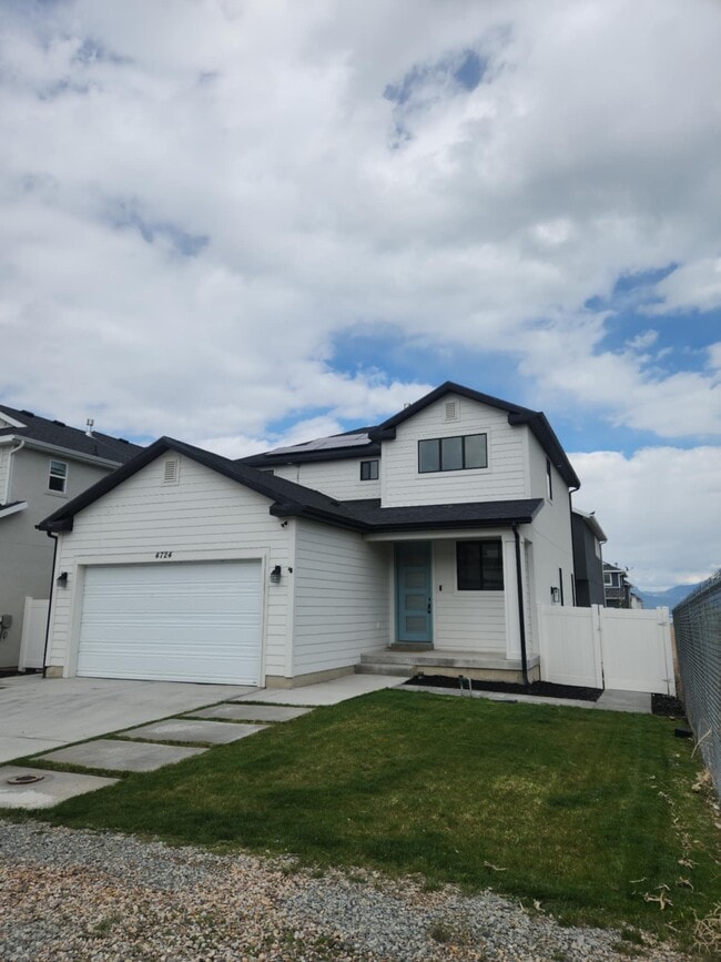 4724 E Lk Cor Dr in Eagle Mountain, UT - Building Photo - Building Photo