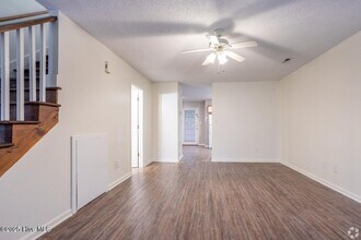 907 Allen Rd in Greenville, NC - Building Photo - Building Photo