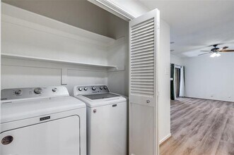 6006 Auburndale Ave in Dallas, TX - Building Photo - Building Photo