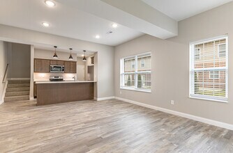 2013 Terrace Ct in Florence, KY - Building Photo - Building Photo