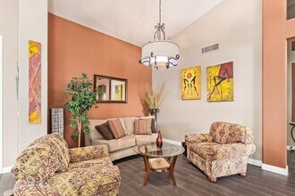 11613 W Laurelwood Ln in Avondale, AZ - Building Photo - Building Photo