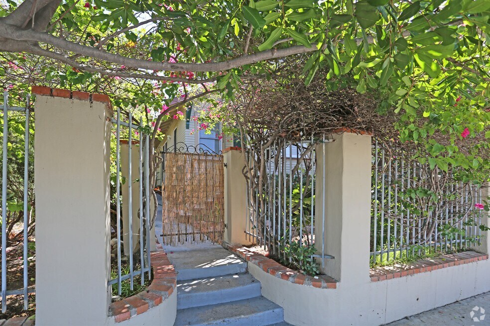 4057 Alabama St in San Diego, CA - Foto de edificio