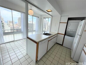431 Nahua St in Honolulu, HI - Building Photo - Building Photo
