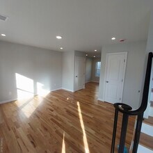 343 Jackson St in Hempstead, NY - Foto de edificio - Building Photo