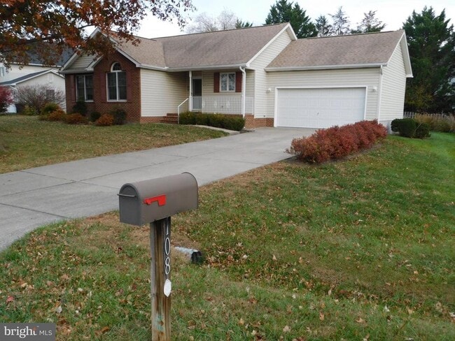 108 Senseny Glen Dr in Winchester, VA - Building Photo - Building Photo