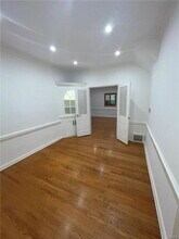 135 Canon Dr in Beverly Hills, CA - Building Photo - Building Photo