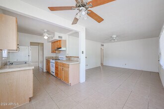 7030 N 14th Ave in Phoenix, AZ - Building Photo - Building Photo
