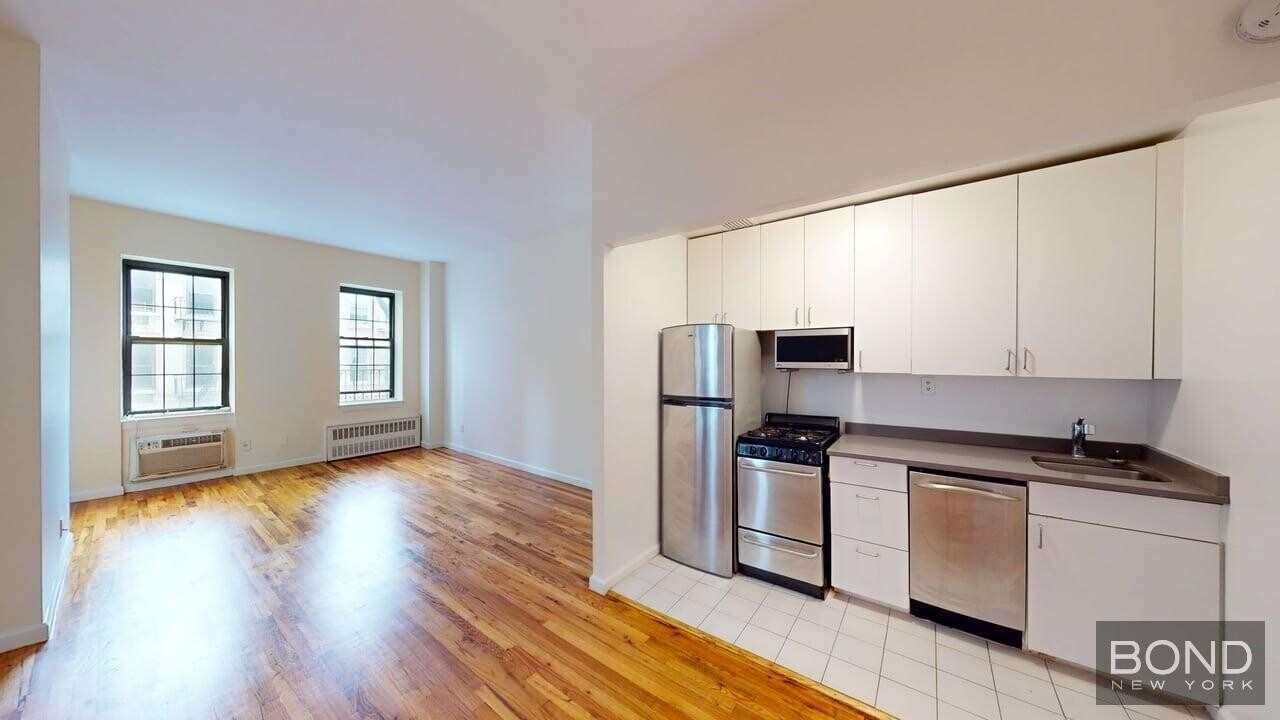 306 E 91st St in New York, NY - Foto de edificio