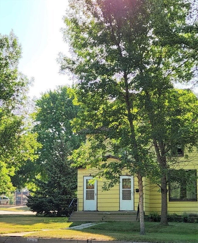 property at 300 S Maple