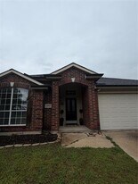 7123 Lake Hill Trail in Sachse, TX - Building Photo