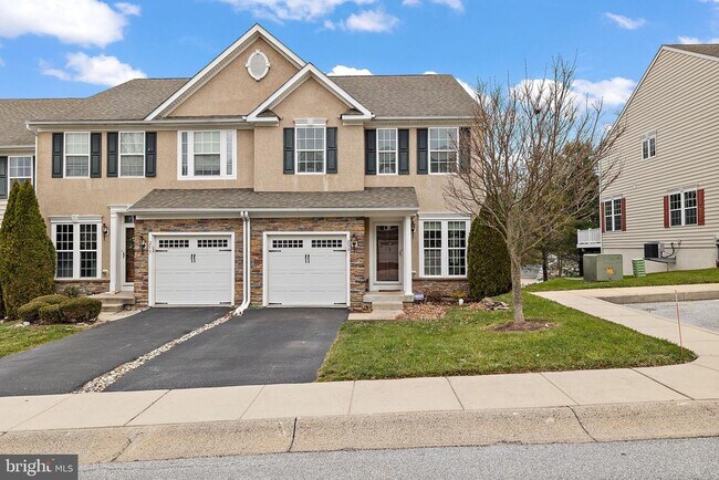 253 Tall Trees Cir in Downingtown, PA - Building Photo - Building Photo