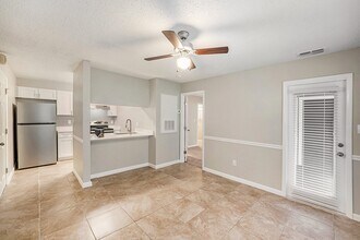 The Park at Orvieto in Tampa, FL - Foto de edificio - Building Photo