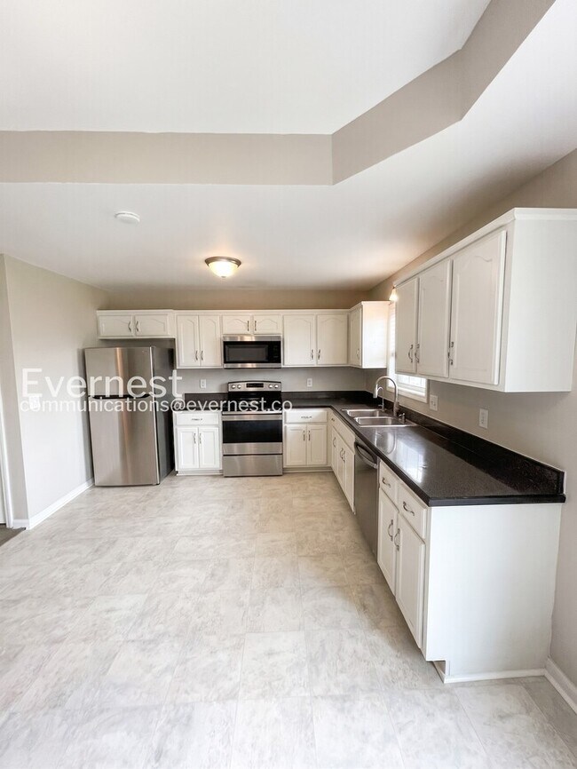 3800 N Cindy Jo Dr in Clarksville, TN - Building Photo - Building Photo