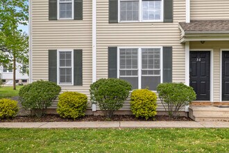 36 Vincent St in West Hartford, CT - Building Photo - Building Photo