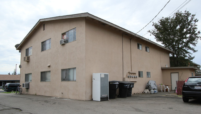 1909 Wildwood Way in Roseville, CA - Building Photo - Building Photo