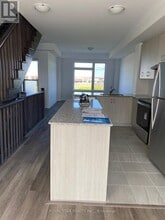 138 Keppel Cir in Brampton, ON - Building Photo - Building Photo