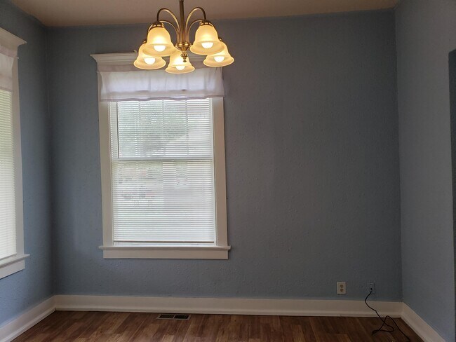 613 Monroe Ave-Unit -Apt. A in Evansville, IN - Building Photo - Building Photo