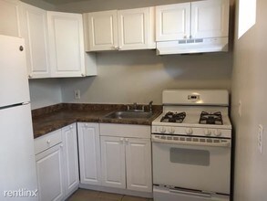 134 Pearl St-Unit -Apt 3 in Somerville, MA - Building Photo - Building Photo