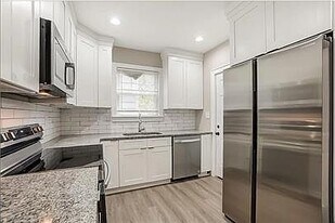 101 N Harris Ave in Columbus, OH - Building Photo