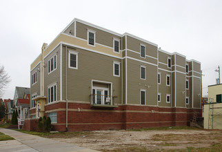 1691 N Marshall St in Milwaukee, WI - Building Photo - Building Photo