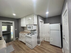 7542 Harrison St in Kansas City, MO - Building Photo - Building Photo