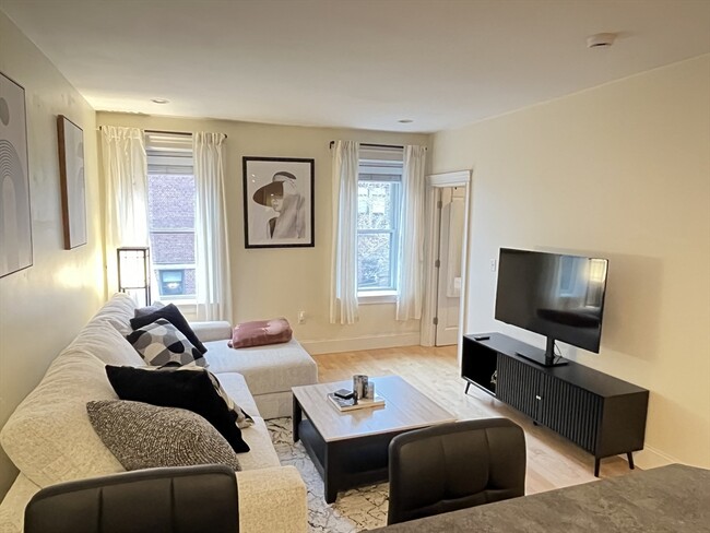 73 Lubec St in Boston, MA - Building Photo - Building Photo