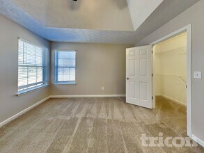 8583 Misty Creek Cir in Snellville, GA - Building Photo - Building Photo