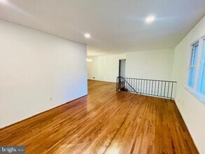 8626 Kerry Ln in Springfield, VA - Building Photo - Building Photo