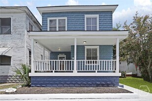 306 W 42nd St in Savannah, GA - Building Photo