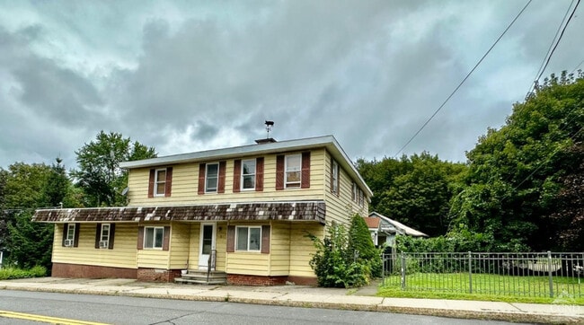 property at 162 Main St