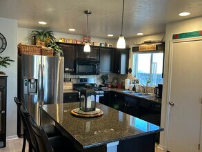 3932 S Veneto Pl in Meridian, ID - Building Photo - Building Photo