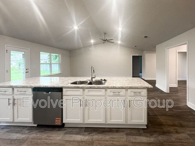 property at 31 Westridge Ln