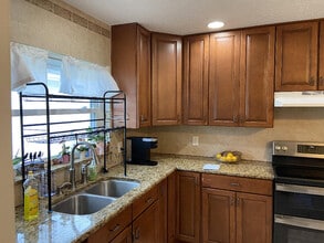 9112 Pine Springs Dr in Boca Raton, FL - Building Photo - Building Photo