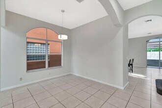 4275 Myrtle Way in Delray Beach, FL - Building Photo - Building Photo