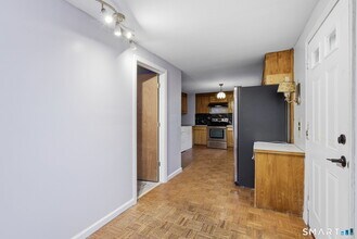 44 E Cedar St in Newington, CT - Building Photo - Building Photo