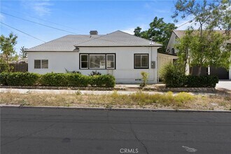 421 W Sun Ave, Unit 01-0803 in Redlands, CA - Building Photo - Building Photo