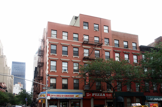 732 10th Ave in New York, NY - Building Photo - Building Photo