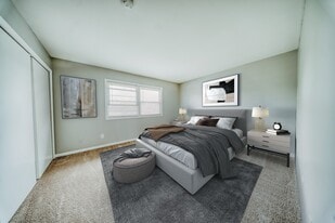 Roban Apartments in Greencastle, IN - Building Photo